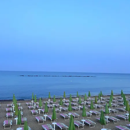 The White Loft Апартаменты