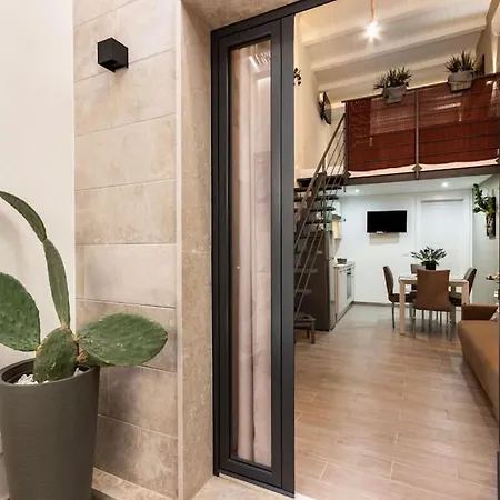 The White Loft Apartment