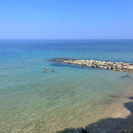 The White Loft 아파트